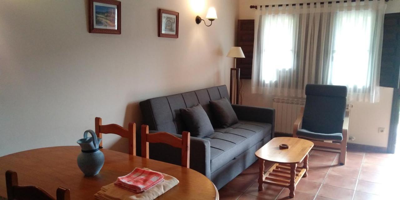 Apartamentos Rurales La Fuente De Bascones Villahormes Extérieur photo